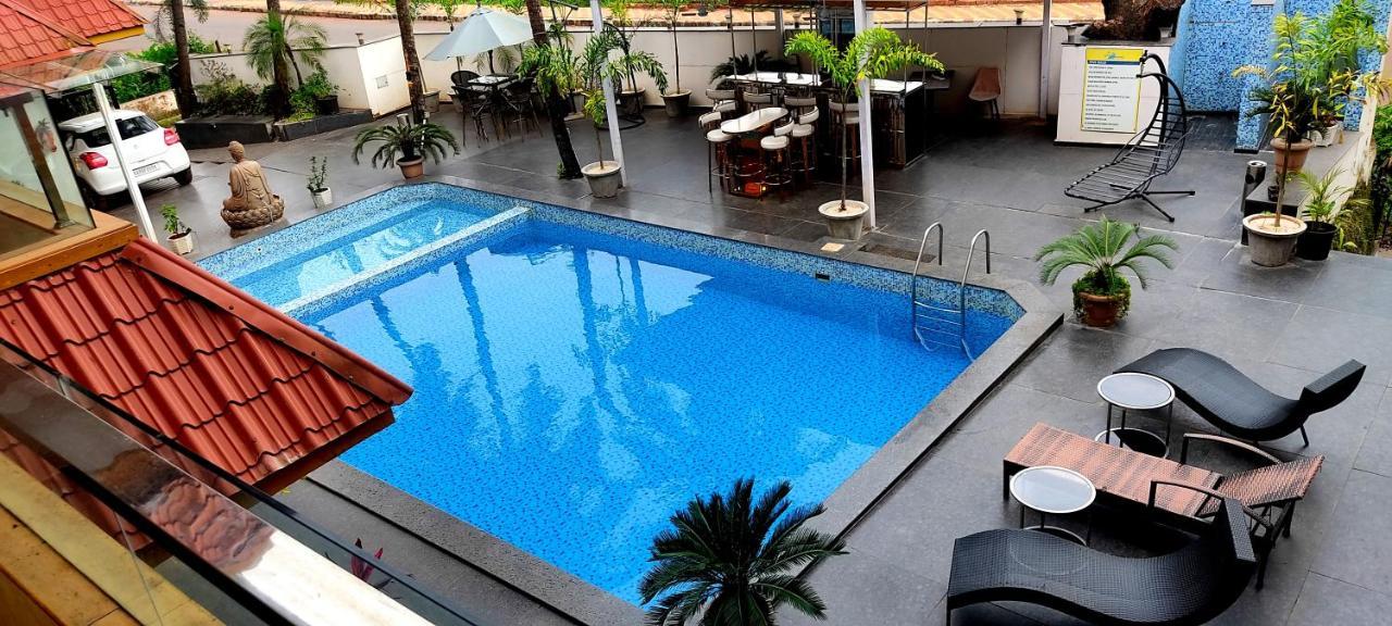 Hotel Goa Continental Arpora Eksteriør billede